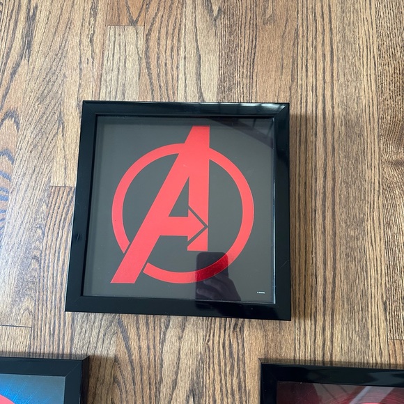 Marvel Avengers and DC Comics Bundle of Four Wall Art Prints - Picture 3 of 11